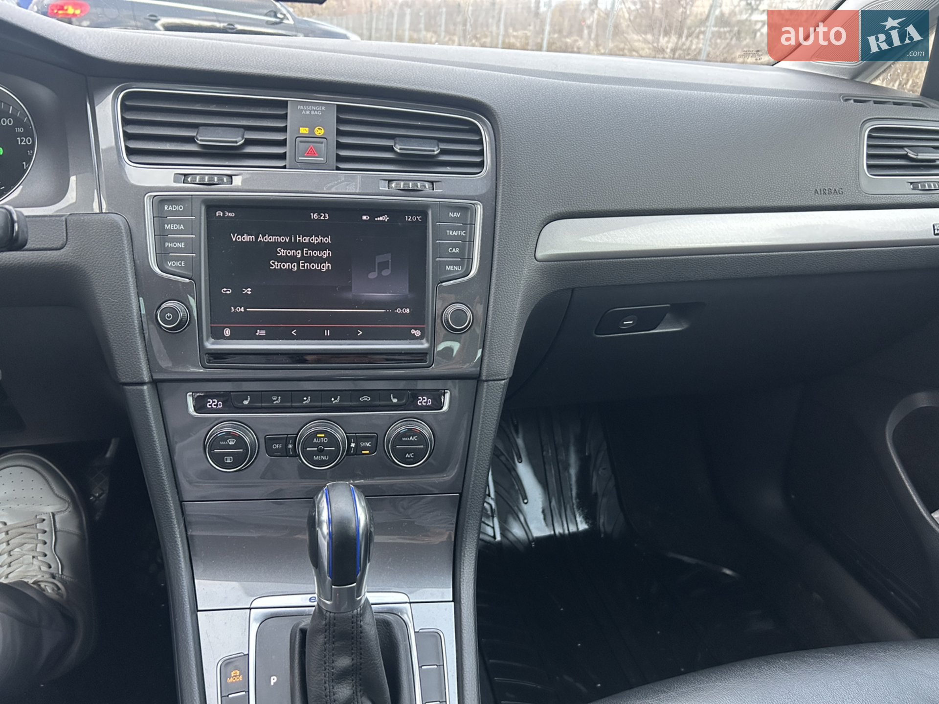 2014 Volkswagen Golf - мініатюра 18