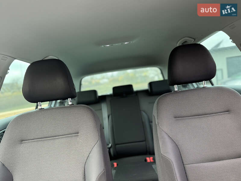 Хэтчбек Volkswagen e-Golf 2017 в Ровно