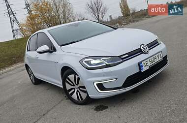 Хэтчбек Volkswagen e-Golf 2018 в Днепре