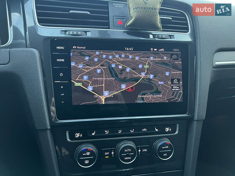 Хэтчбек Volkswagen e-Golf 2018 в Мукачево