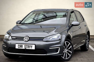 Хетчбек Volkswagen e-Golf 2018 в Стрию
