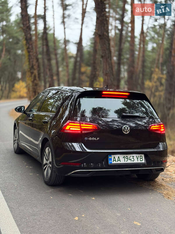 Хетчбек Volkswagen e-Golf 2019 в Києві