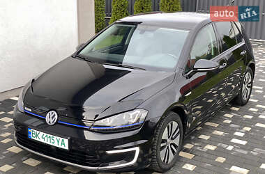 Хетчбек Volkswagen e-Golf 2015 в Звягелі