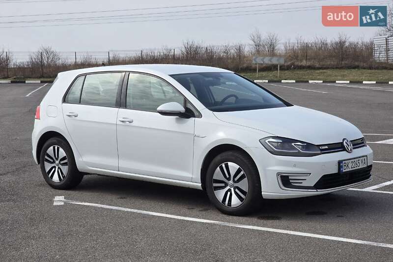 Хэтчбек Volkswagen e-Golf 2020 в Ровно