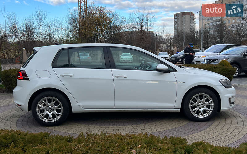 Хетчбек Volkswagen e-Golf 2014 в Львові