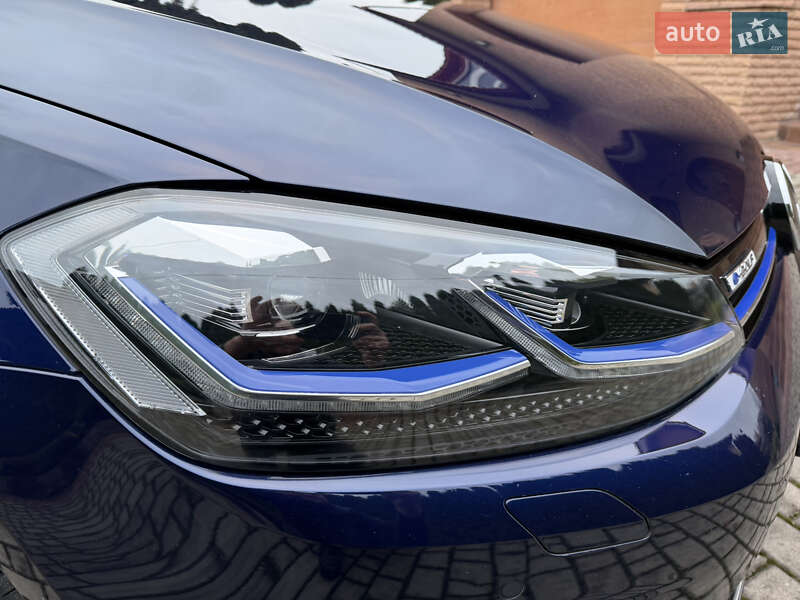 Хэтчбек Volkswagen e-Golf 2019 в Ровно