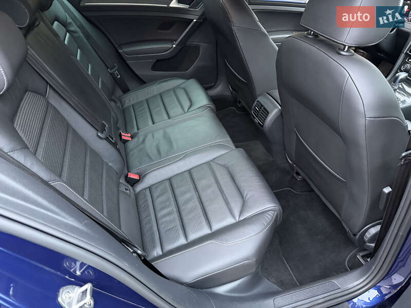 Хэтчбек Volkswagen e-Golf 2019 в Ровно