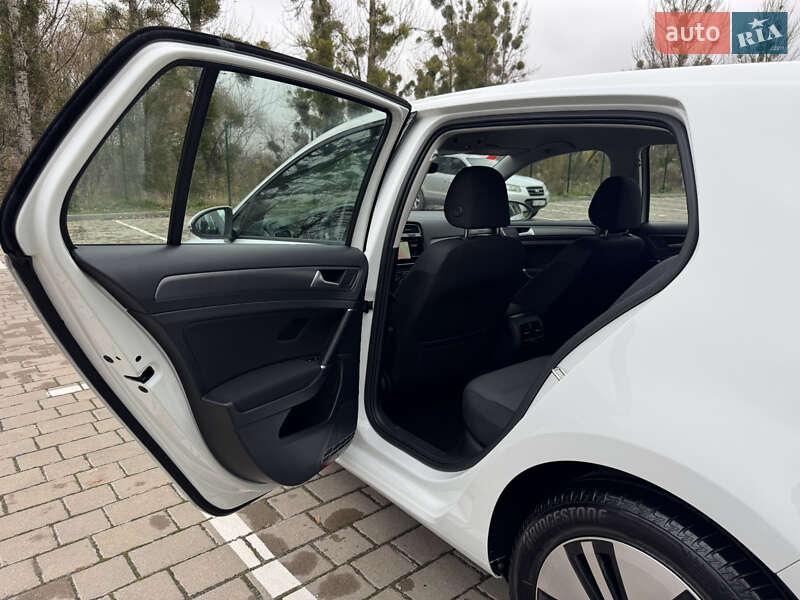 Хэтчбек Volkswagen e-Golf 2019 в Луцке