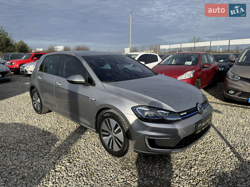 Хэтчбек Volkswagen e-Golf 2018 в Ивано-Франковске