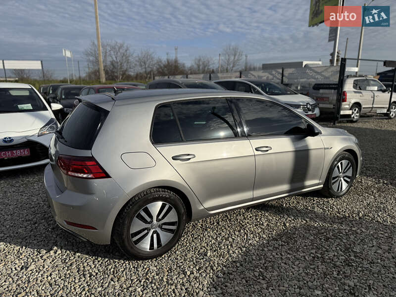 Хэтчбек Volkswagen e-Golf 2018 в Ивано-Франковске
