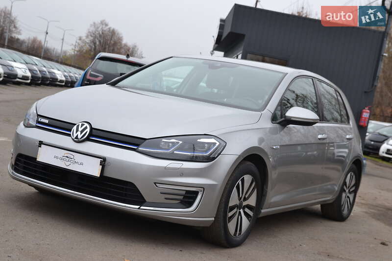 Хэтчбек Volkswagen e-Golf 2018 в Луцке