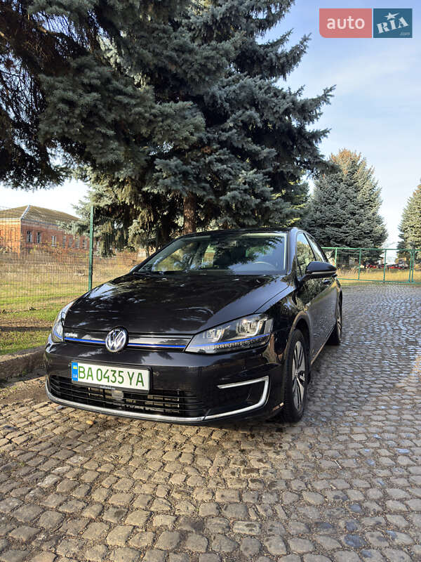 Volkswagen e-Golf 2014