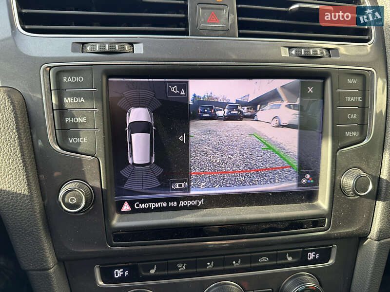 Хетчбек Volkswagen e-Golf 2014 в Тернополі