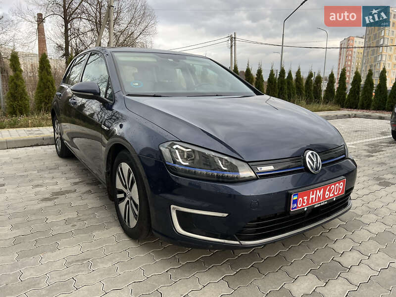 Volkswagen e-Golf 2015 Volkswagen e-Golf 2015