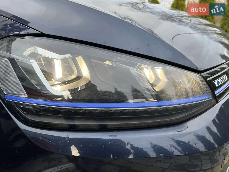 Хэтчбек Volkswagen e-Golf 2015 в Львове