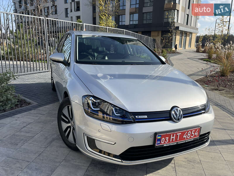 Хэтчбек Volkswagen e-Golf 2017 в Кропивницком