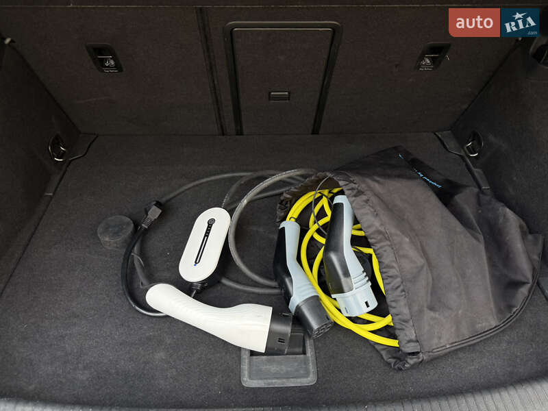 Хэтчбек Volkswagen e-Golf 2015 в Тернополе