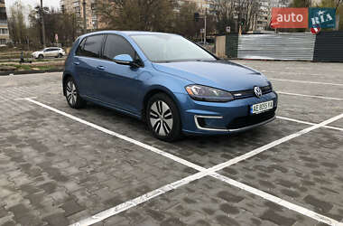 Хэтчбек Volkswagen e-Golf 2015 в Кривом Роге