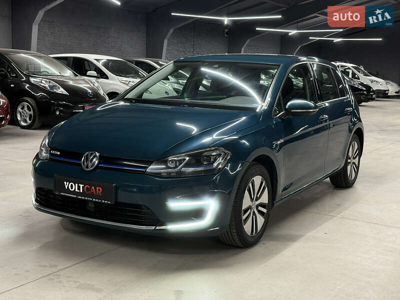 Хэтчбек Volkswagen e-Golf 2018 в Владимире