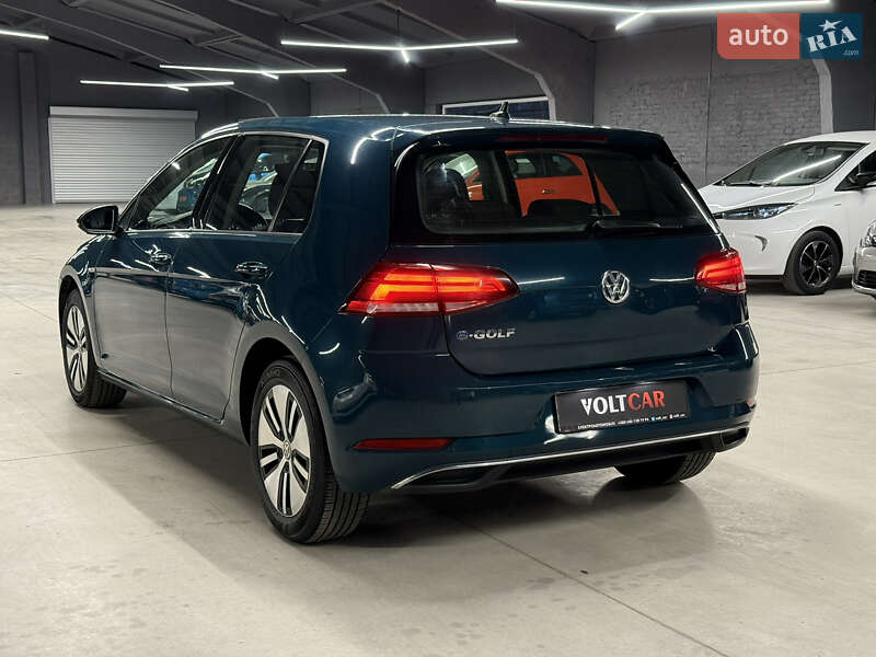 Хэтчбек Volkswagen e-Golf 2018 в Владимире