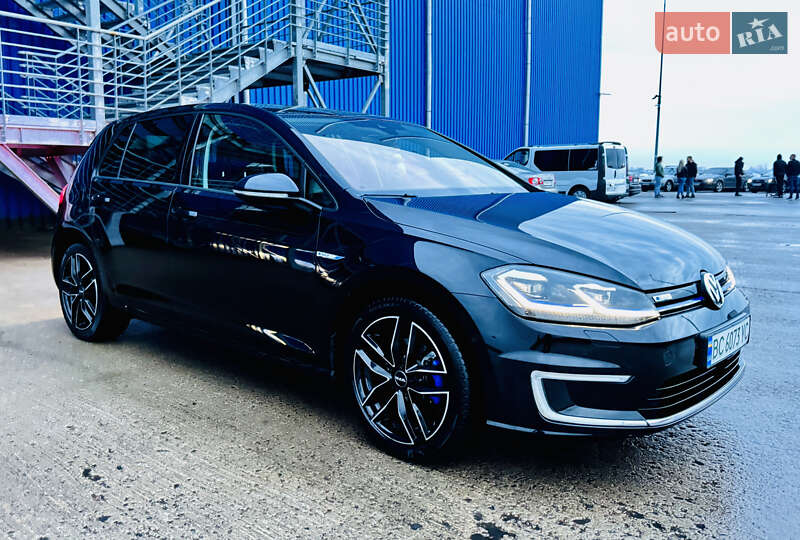 Хетчбек Volkswagen e-Golf 2018 в Львові