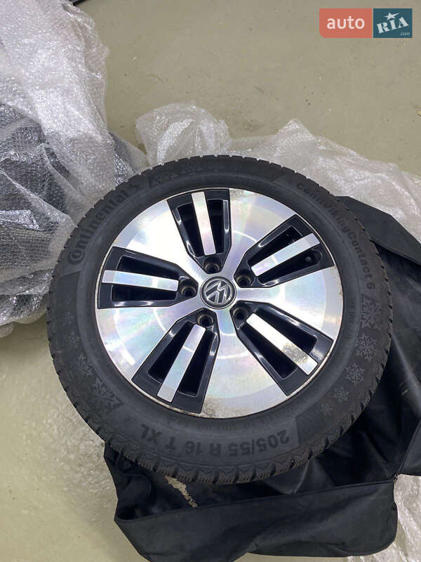 Хетчбек Volkswagen e-Golf 2018 в Львові