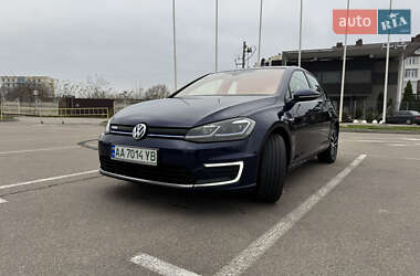 Хэтчбек Volkswagen e-Golf 2020 в Киеве
