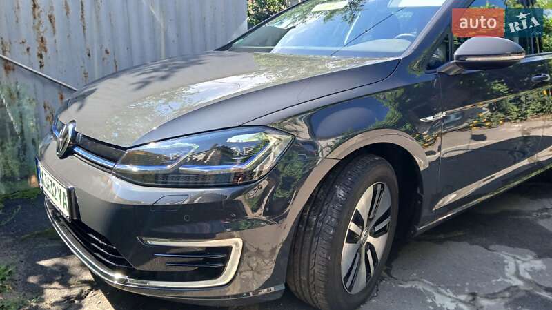 Volkswagen e-Golf 2020 Volkswagen e-Golf 2020