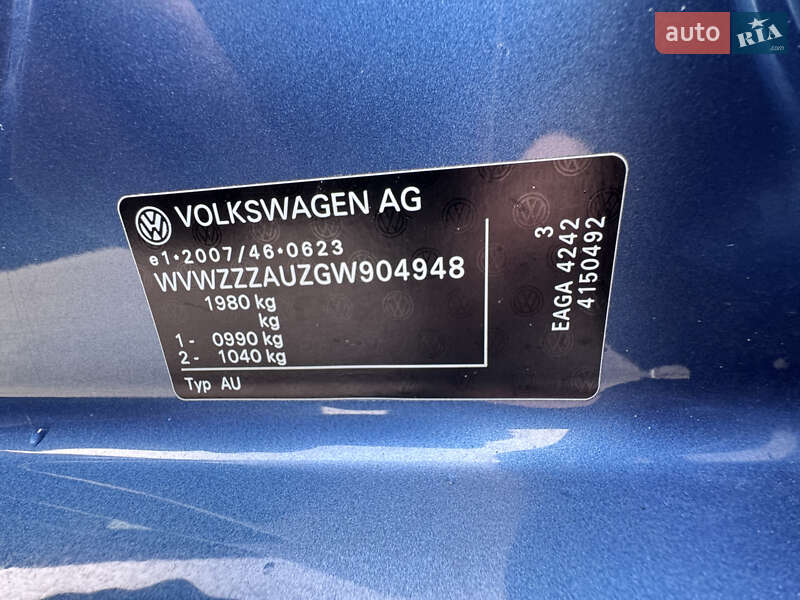 Хетчбек Volkswagen e-Golf 2015 в Кропивницькому