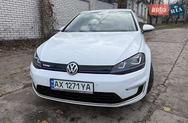 Хетчбек Volkswagen e-Golf 2015 в Харкові