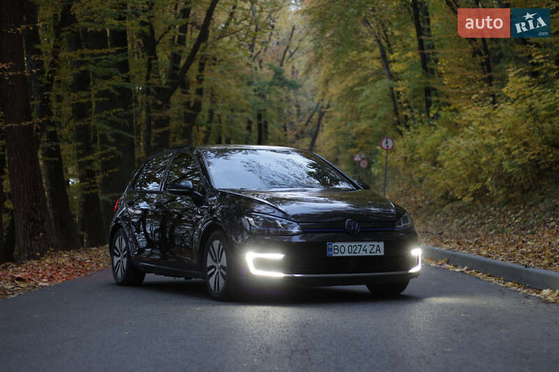 Volkswagen e-Golf 2015 Volkswagen e-Golf 2015