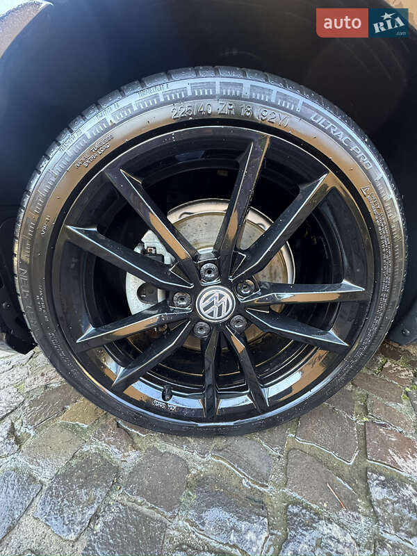 Хетчбек Volkswagen e-Golf 2019 в Іршаві фото 41 Хетчбек Volkswagen e-Golf 2019 в Іршаві