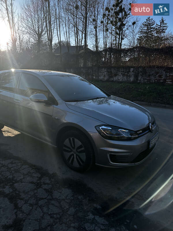 Хетчбек Volkswagen e-Golf 2019 в Львові фото 2 Хетчбек Volkswagen e-Golf 2019 в Львові