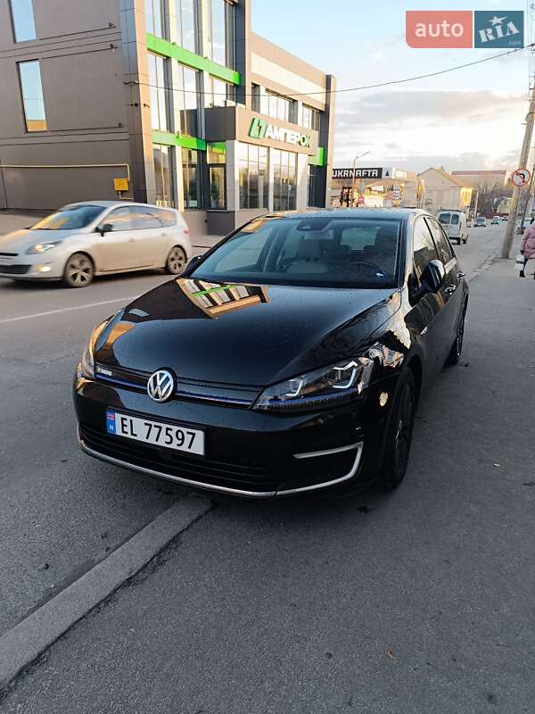 Volkswagen e-Golf 2015 Volkswagen e-Golf 2015