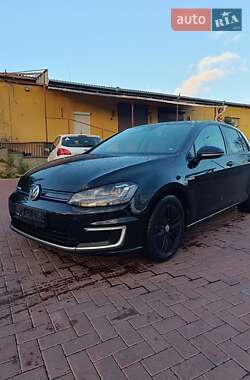 Хетчбек Volkswagen e-Golf 2015 в Рівному