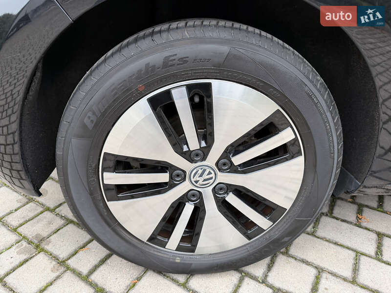 Хэтчбек Volkswagen e-Golf 2018 в Ровно