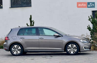 Хэтчбек Volkswagen e-Golf 2015 в Ровно