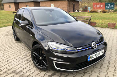 Хэтчбек Volkswagen e-Golf 2017 в Львове