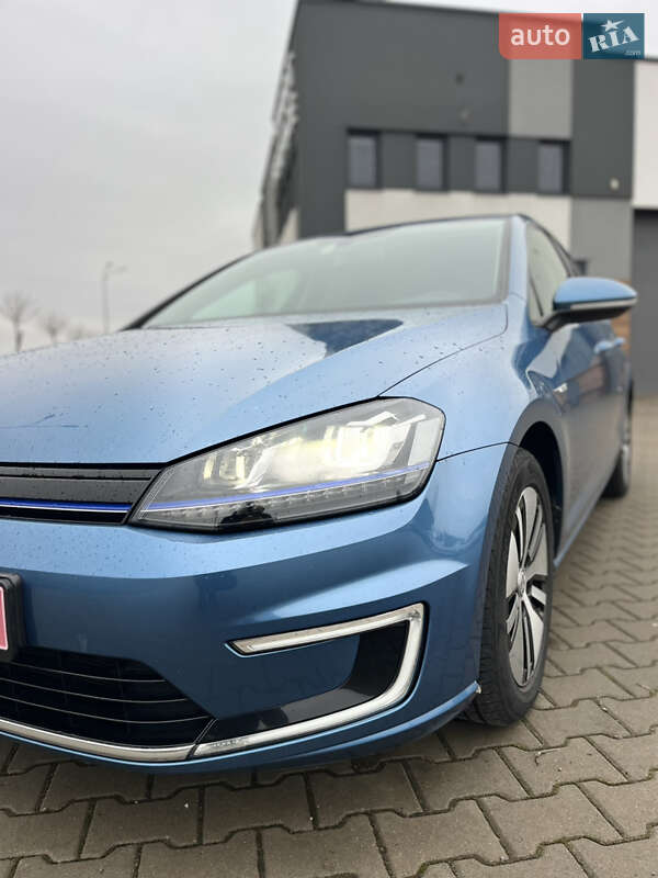 Хэтчбек Volkswagen e-Golf 2015 в Ковеле