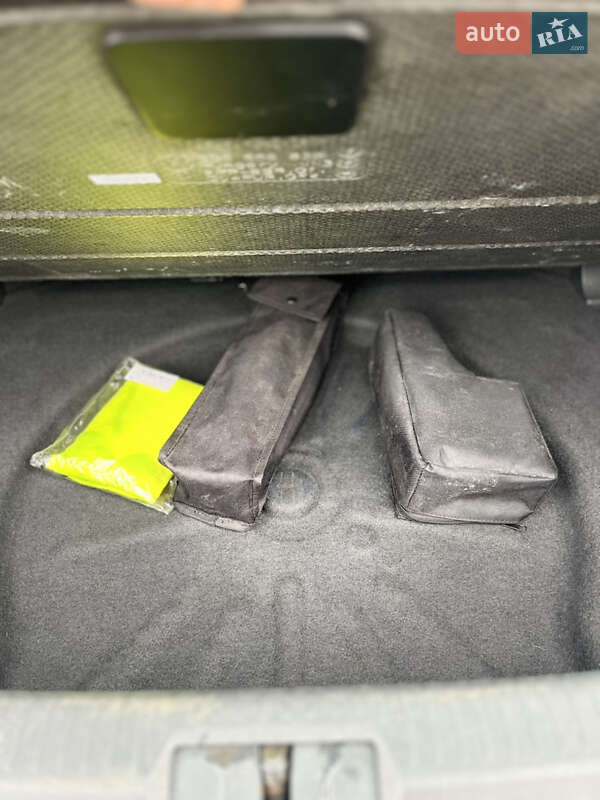 Хэтчбек Volkswagen e-Golf 2015 в Ковеле