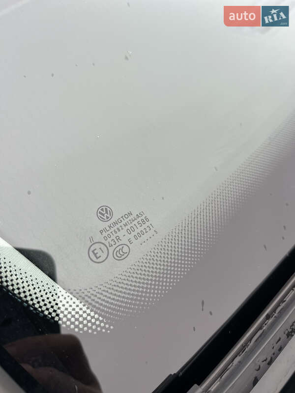 Хэтчбек Volkswagen e-Golf 2015 в Ковеле