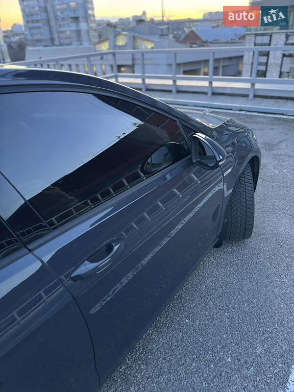 Хэтчбек Volkswagen e-Golf 2020 в Днепре