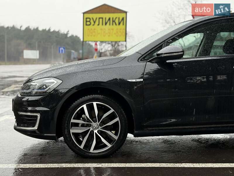 Хэтчбек Volkswagen e-Golf 2019 в Дубно