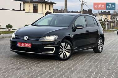 Хетчбек Volkswagen e-Golf 2016 в Рівному