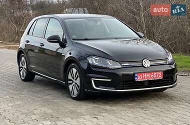 Хэтчбек Volkswagen e-Golf 2016 в Ровно