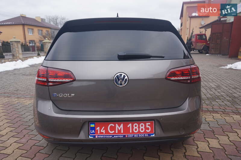 Хэтчбек Volkswagen e-Golf 2015 в Самборе