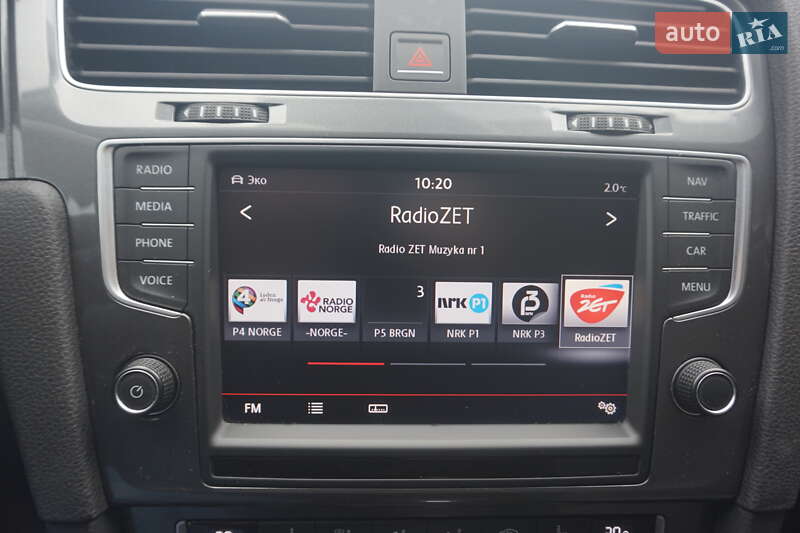 Хэтчбек Volkswagen e-Golf 2015 в Самборе