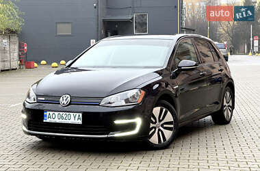 Хэтчбек Volkswagen e-Golf 2016 в Ужгороде