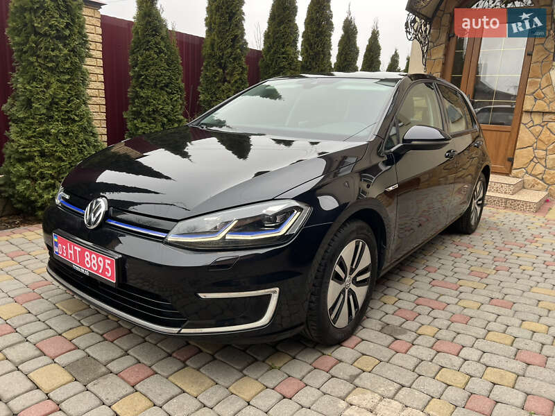 Хэтчбек Volkswagen e-Golf 2018 в Львове
