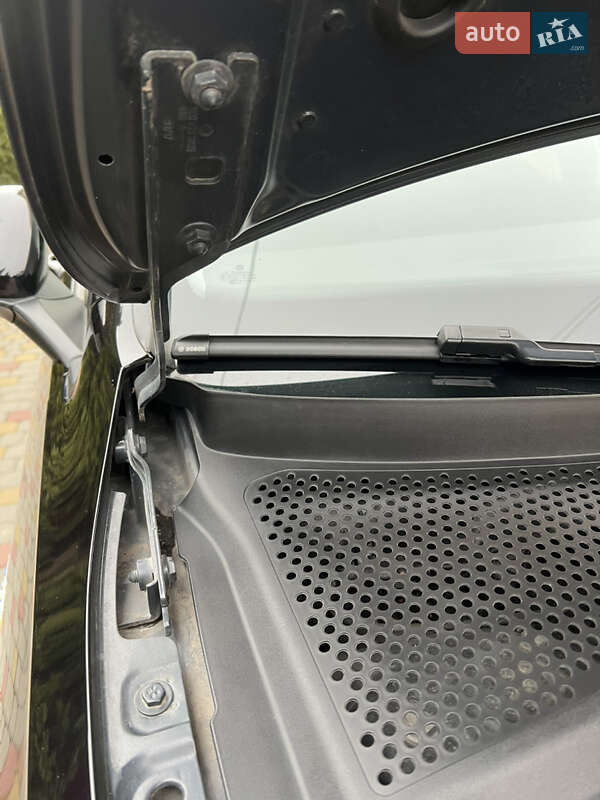 Хэтчбек Volkswagen e-Golf 2018 в Львове